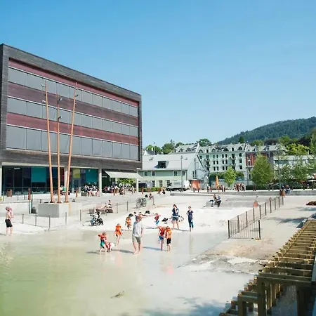 Large Modern In Center! * Bergen